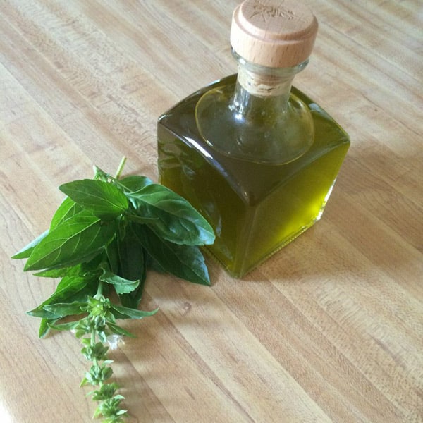 How to Make Basil Oil