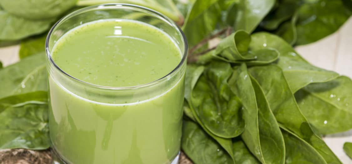 12-Best-Benefits-Of-Spinach-Juice-For-Skin-Hair-And-Health