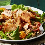 A Healthy Salad That Carry Special Waist-Shrinking Powers