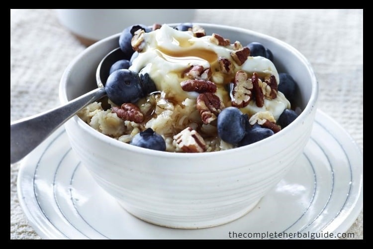 oatmeal with blueberries