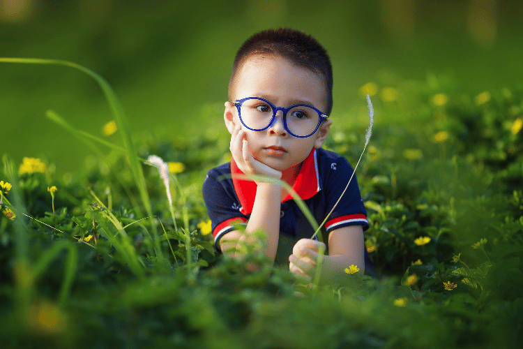 Short-Sightedness in Children: Signs, Causes, and Treatments